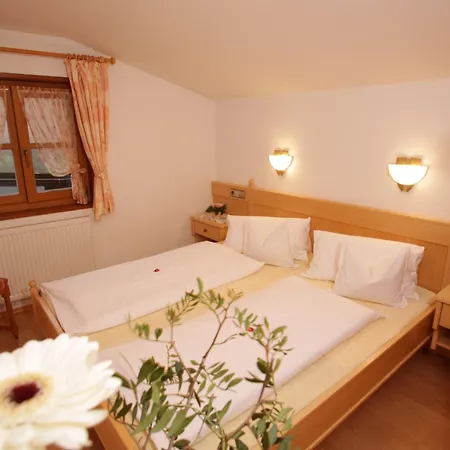 Гостевой дом Gaestehaus Pretzner Райт-им-Винкль